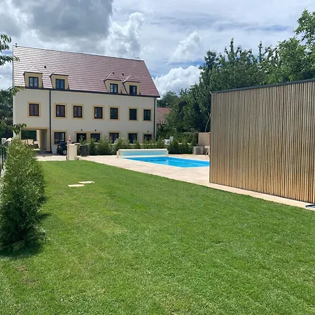 Ref 3 Avec Piscine A 5 Min De Disneyland Paris * מאני-לה-הונגרה